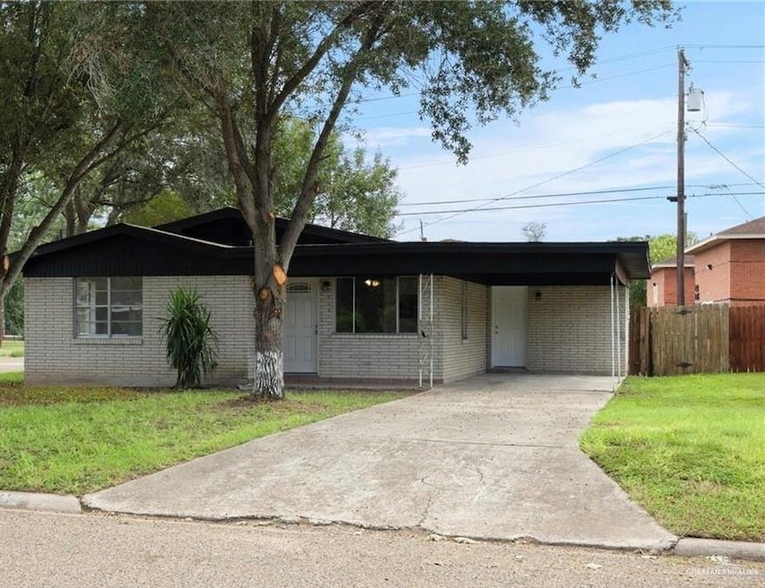1101 W 4th St, Weslaco, TX 78596 - photo 1