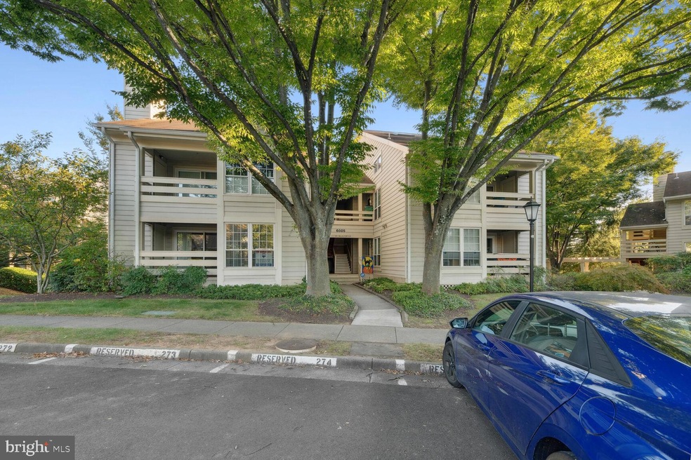 6605 Jupiter Hills Cir unit C, Alexandria, VA 22312 - photo 1