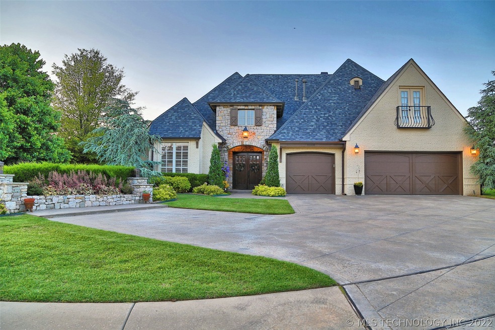 Beautiful Custom home in Berwick on Cedar Ridge, f