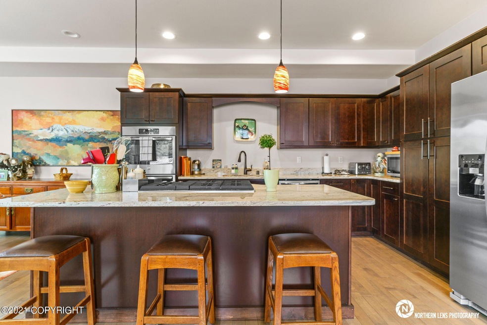 1927 Spenard Rd unit 4, Anchorage, AK 99503 - photo 1