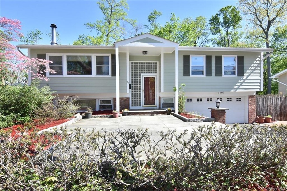 35 Chestnut Ridge Way, Dobbs Ferry, NY 10522 - photo 1