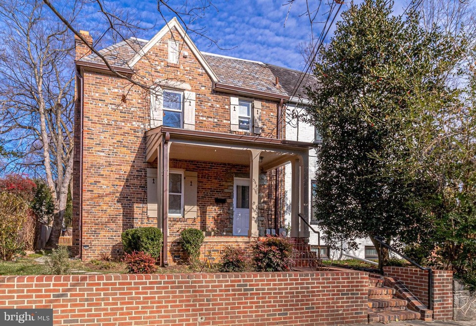 3637 Warren St NW, Washington, DC 20008 - photo 1