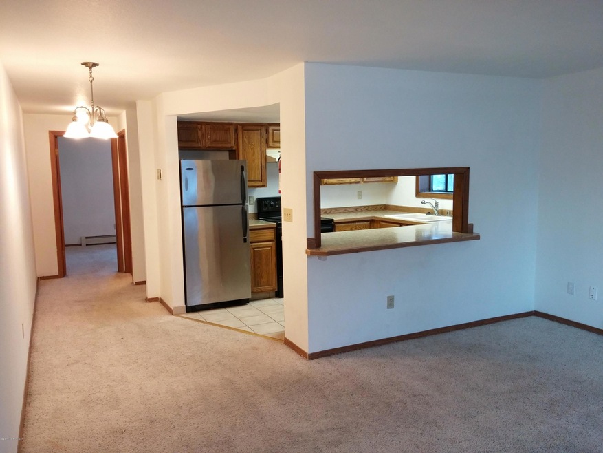 1541 W Tudor Rd unit 8, Anchorage, AK 99503 - photo 1