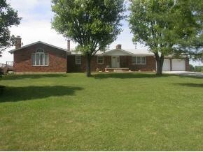 19037 Five Point Rd, Batesville, IN 47006 - photo 1