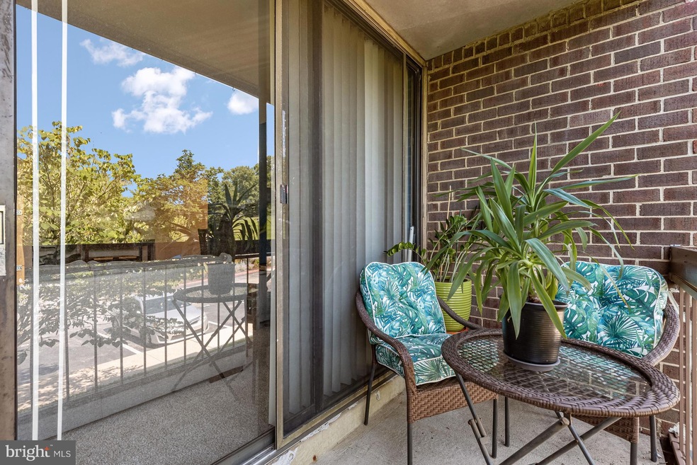 8721 Hayshed Ln unit 24, Columbia, MD 21045 - photo 1