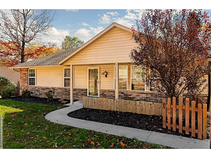 19 Cumbrian Dr, Bella Vista, AR 72714 - photo 1