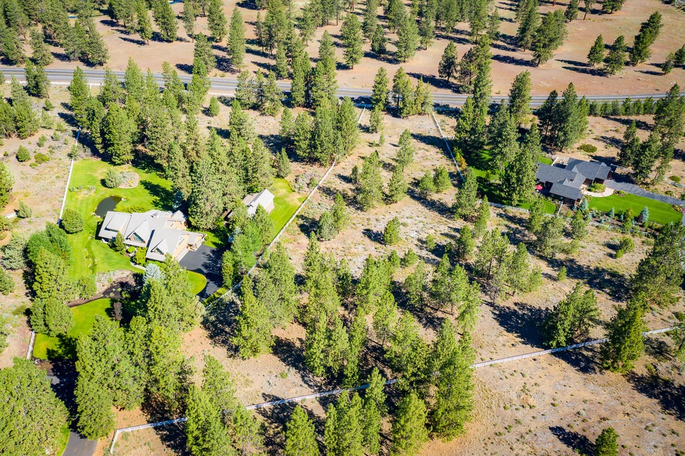 20160 Red Sky, Bend, OR 97702 - photo 1