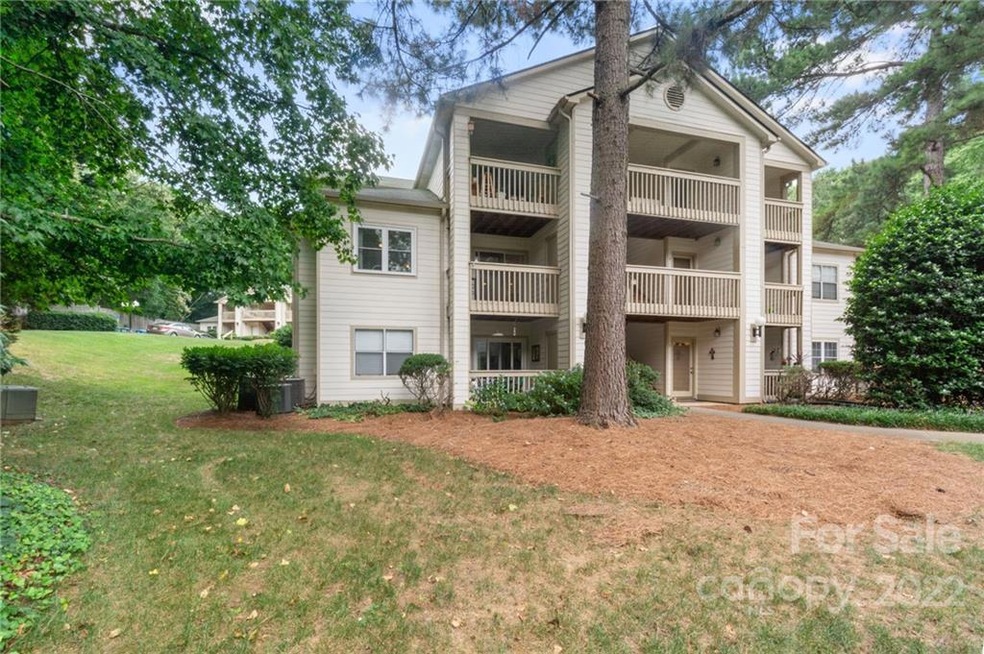 1041 Churchill Downs Ct unit C, Charlotte, NC 28211 - photo 1