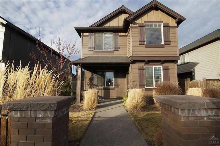 3719 NE Purcell Blvd, Bend, OR 97701 - photo 1