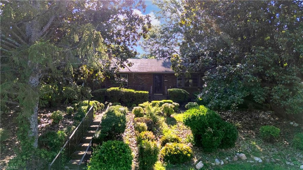 Sold $185,000 • Co-Listing Agent