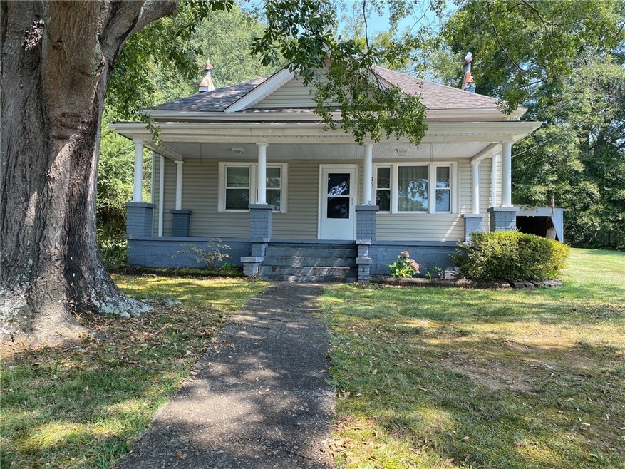 13 Lee St, Liberty, SC 29657 - photo 1