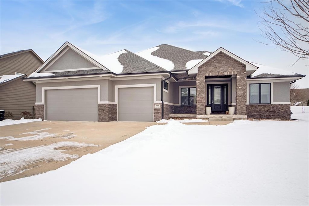 595 Whistling Ct, Waukee, IA 50263 - photo 1