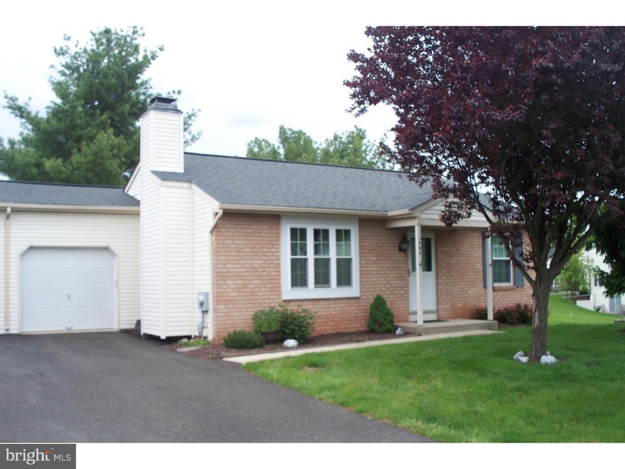 1404 Franklin Ct unit 1404, Lansdale, PA 19446 - photo 1