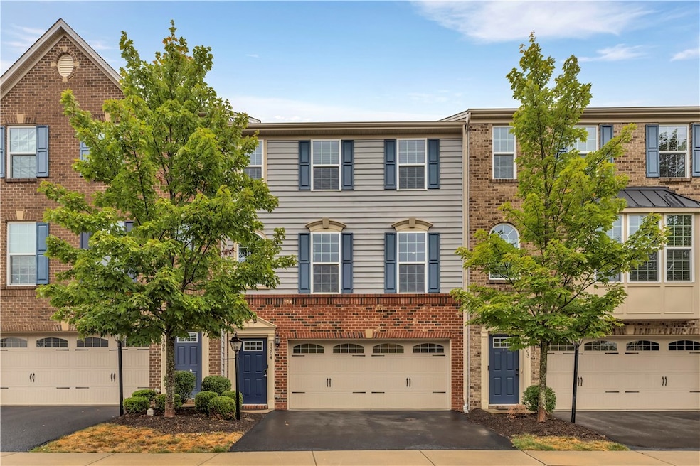 1304 Pointe View Dr, Mars, PA 16046 - photo 1