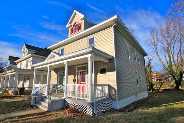 HOME-FOR-SALE-IN-ROANOKE-VA-WEST-END02