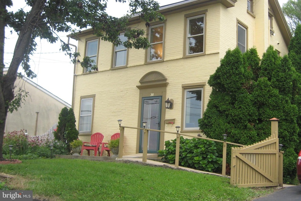 30 Glenola Dr, Leola, PA 17540 - photo 1