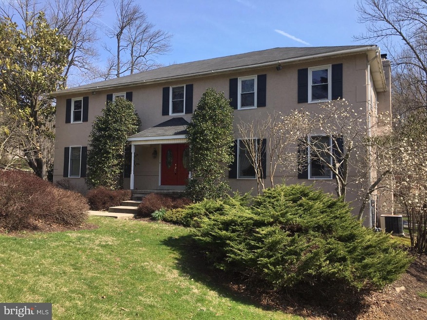 301 Sandcastle Ln, Bryn Mawr, PA 19010 - photo 1