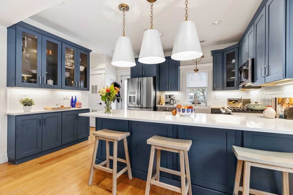 12 S Mason St unit 1, Salem, MA 01970 - photo 1