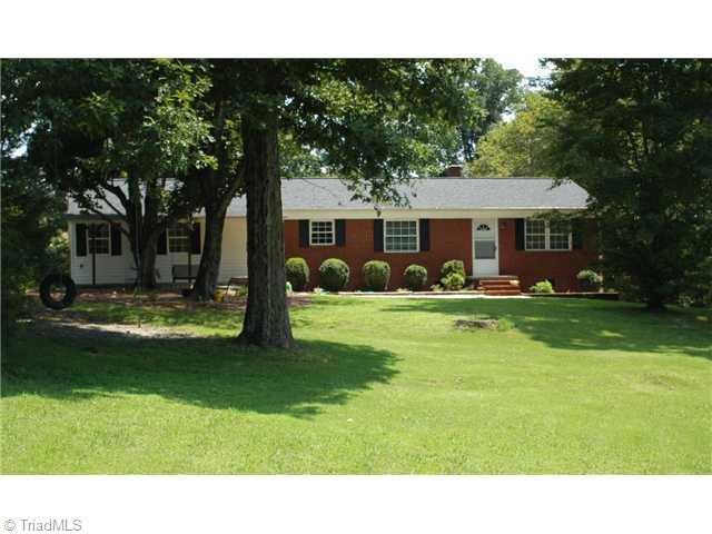 5285 Old Nc Highway 13, Asheboro, NC 27205 - photo 1