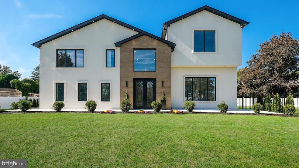 3750 Wheatsheaf Rd, Huntingdon Valley, PA 19006 - photo 1