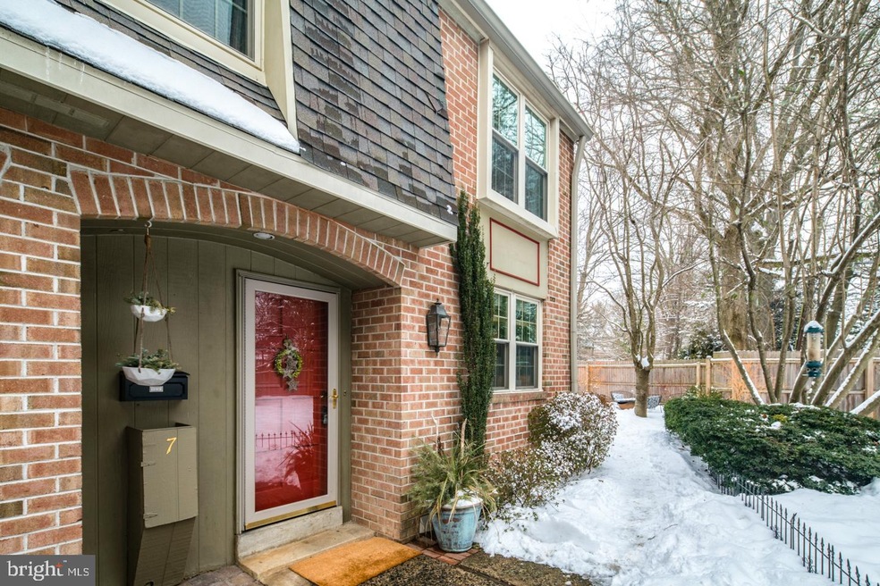 104 Lantoga Rd unit 7, Wayne, PA 19087 - photo 1