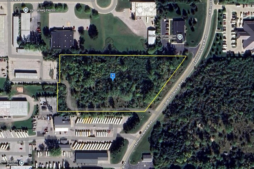 3300 Fashion Square Blvd, Saginaw, MI 48603 - photo 1