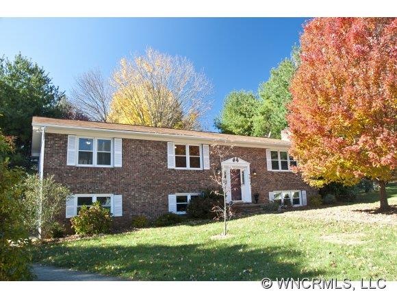 27 Campbell Cir, Asheville, NC 28803 - photo 1