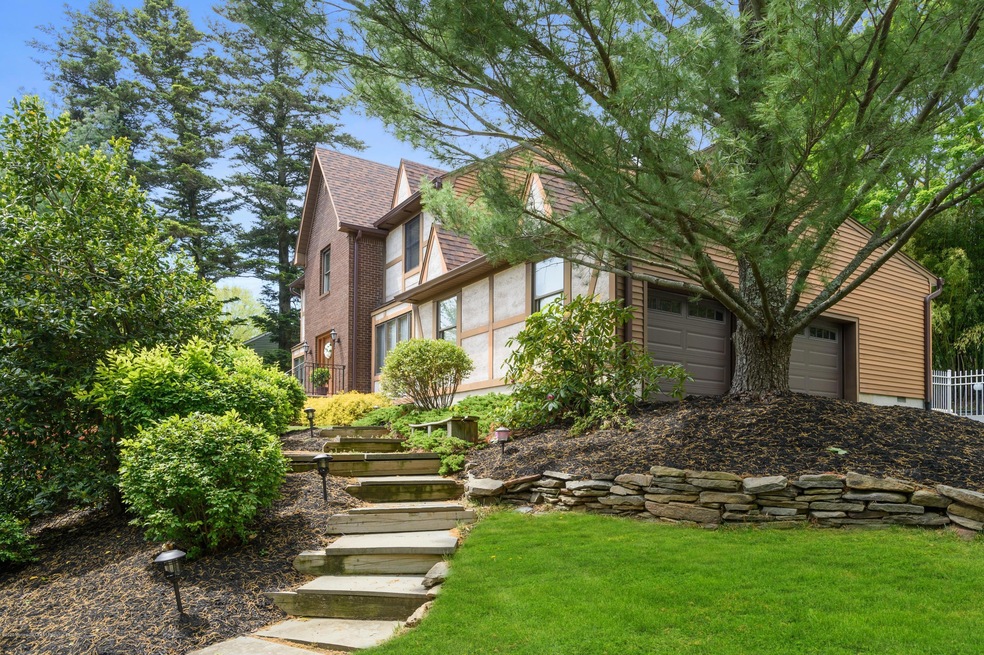 5 Doherty Dr, Middletown, NJ 07748 - photo 1