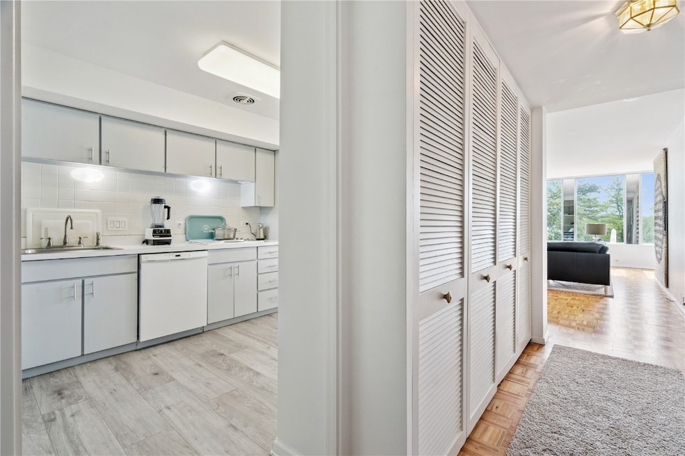 The Blair House, Cedar Rapids, IA 52402 - photo 1