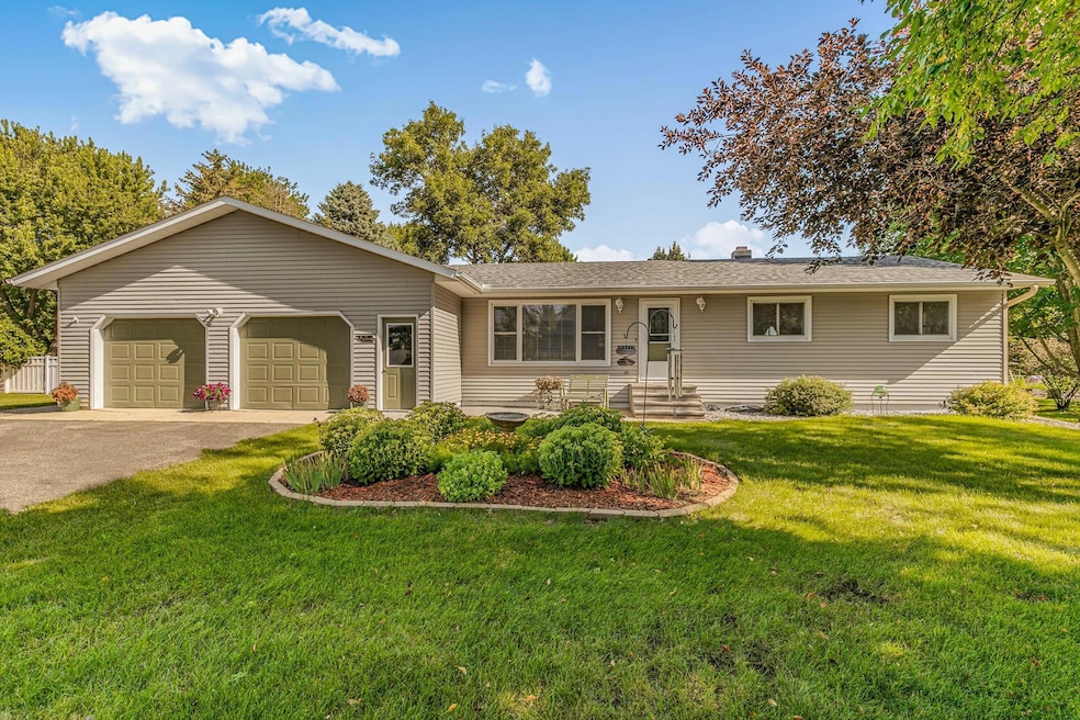 15552 241st St, Cold Spring, MN 56320 - photo 1