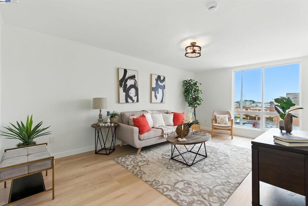 For Sale $1,639,000 • Co-Listing Agent