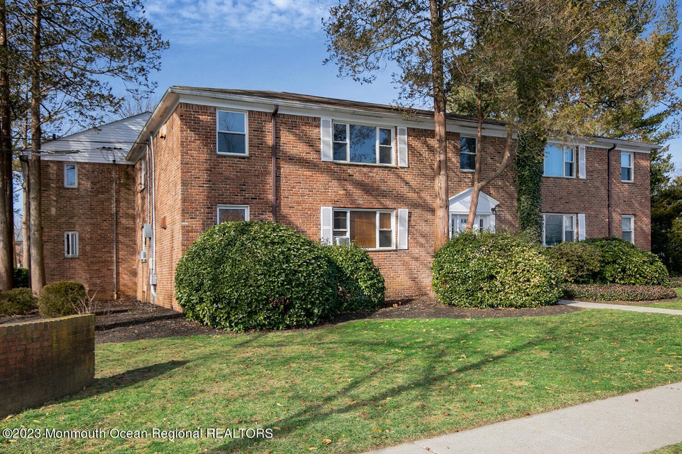 132 South St Red Bank NJ 07701-large-001