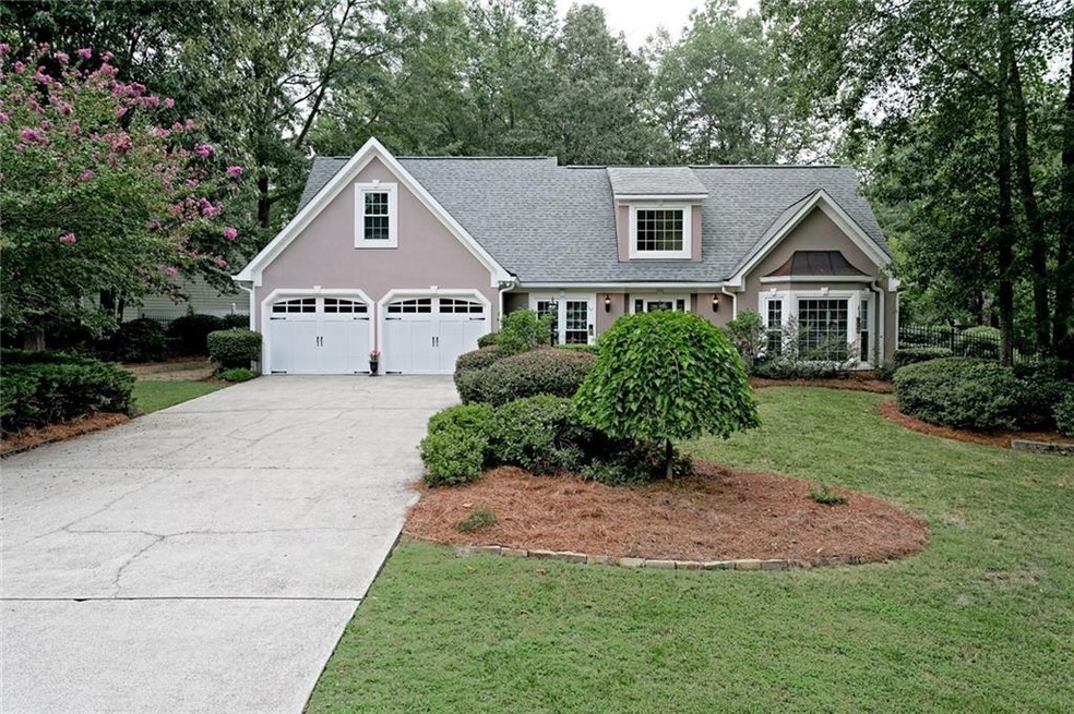 A GORGEOUS FOUR BEDROOM HOME LOCATED IN WYNFORD CH
