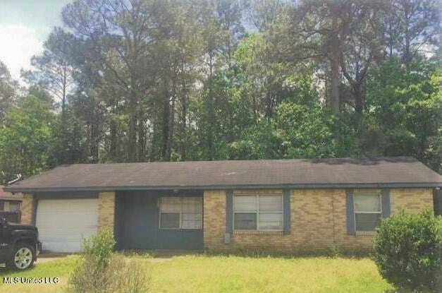 4222 Knowlcrest Dr, Moss Point, MS 39562 - photo 1