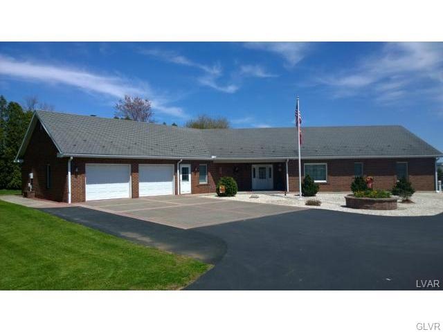 2703 Schoeneck Rd, Macungie, PA 18062 - photo 1