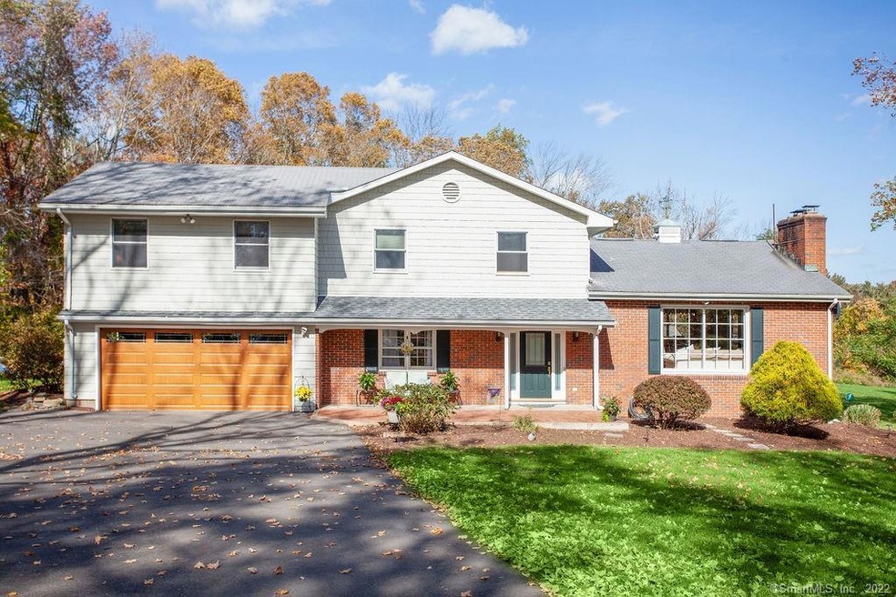 902 Sport Hill Rd, Easton, CT 06612 - photo 1