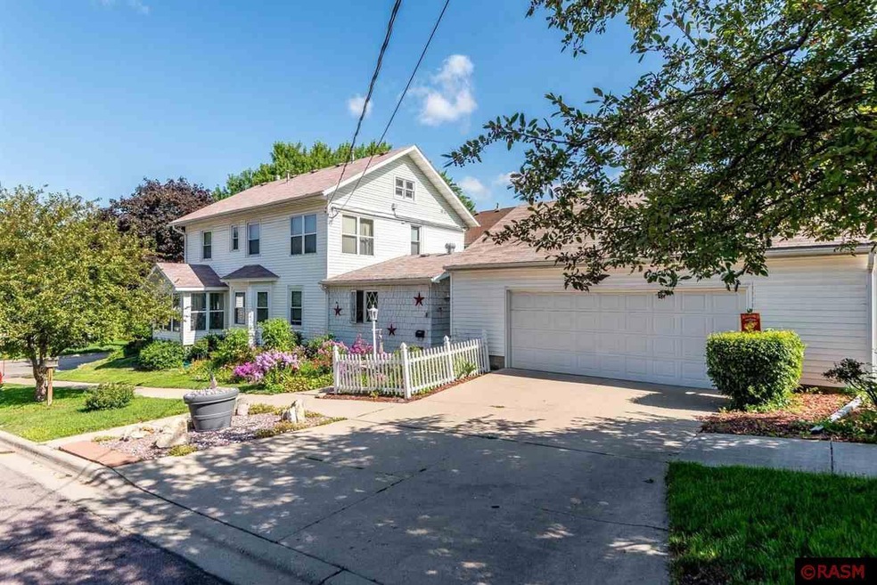 501 501 N 4th St, Mankato, MN 56001 - photo 1