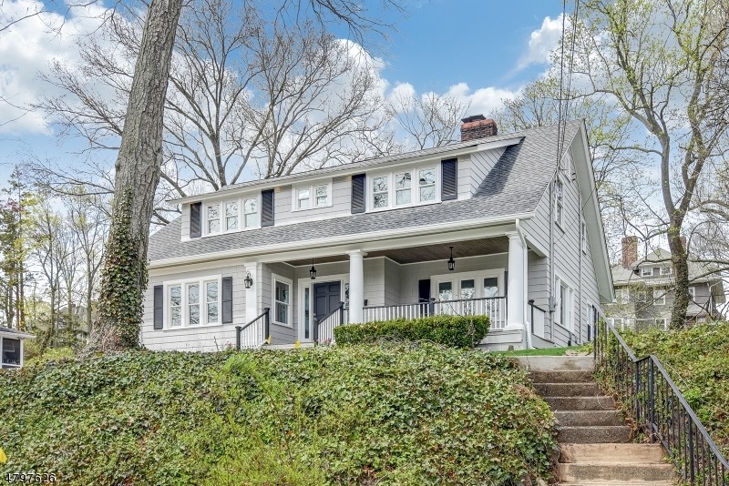 290 Grove St, Montclair, NJ 07042 - photo 1