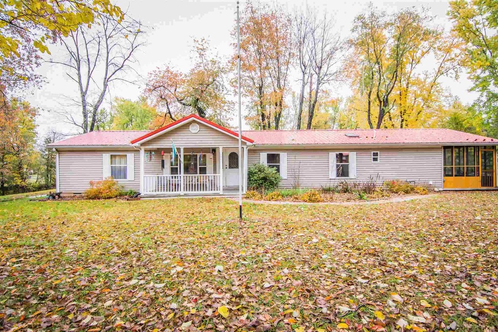 206 N 3rd St, Edwardsport, IN 47528 - photo 1