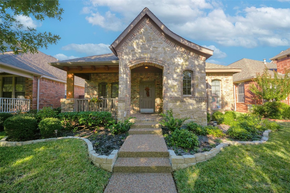 6017 Bosque River Ct, North Richland Hills, TX 76180 - photo 1