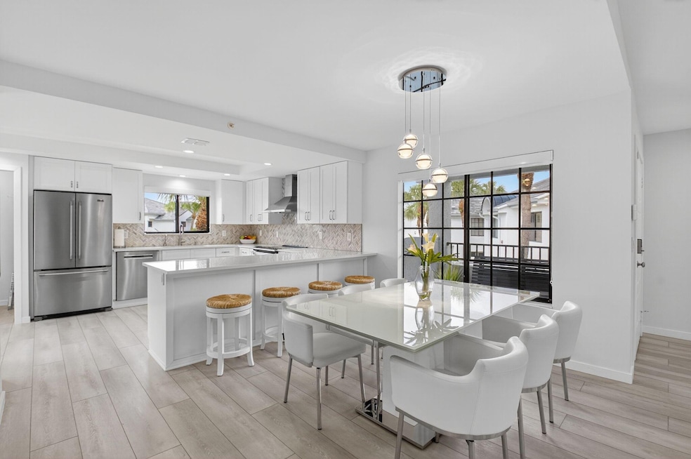 For Sale $579,000 • Co-Listing Agent