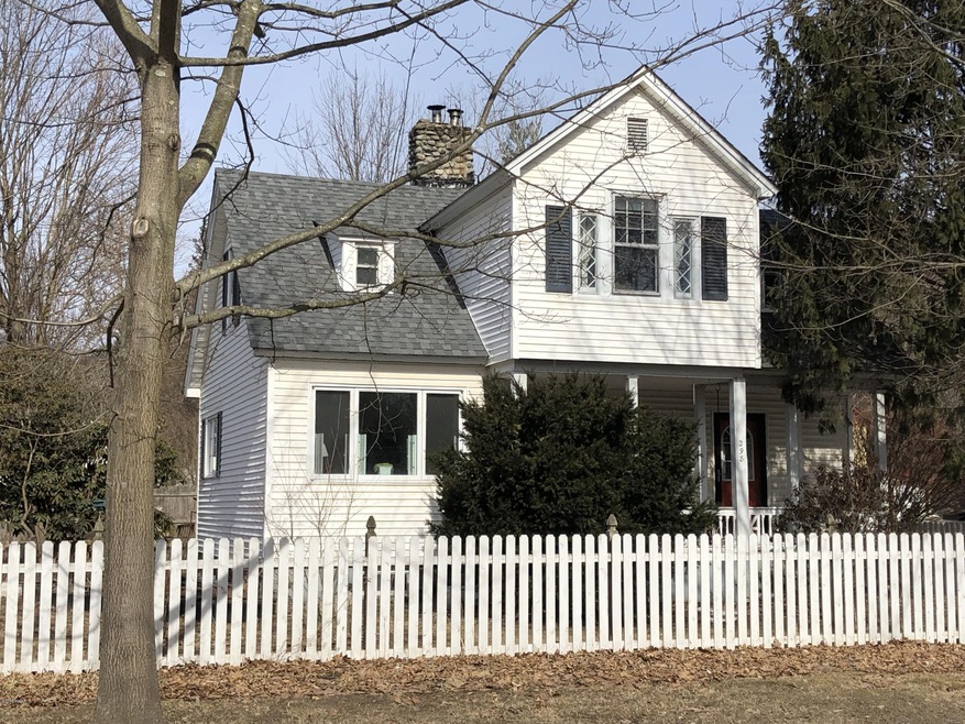 298 7th St, Milford, PA 18337 - photo 1