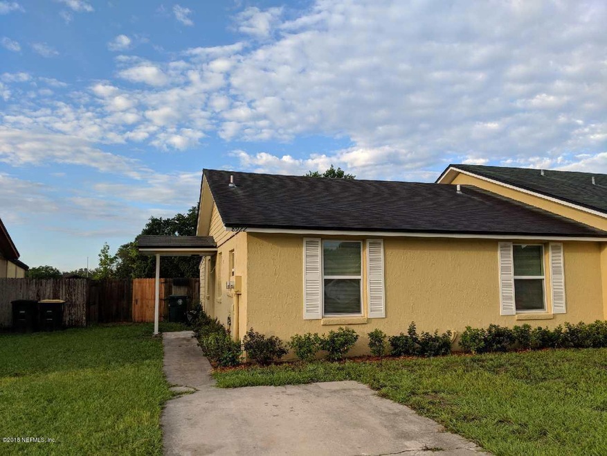 8922 Ivey Rd, Jacksonville, FL 32216 - photo 1
