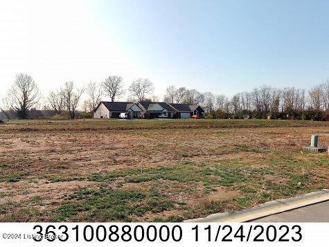 8228 Cedar Crest Ln, Louisville, KY 40291 - photo 1