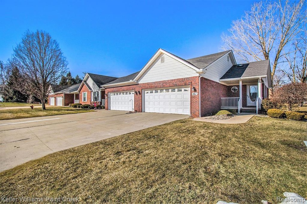 461 Victoria Ln, Romeo, MI 48065