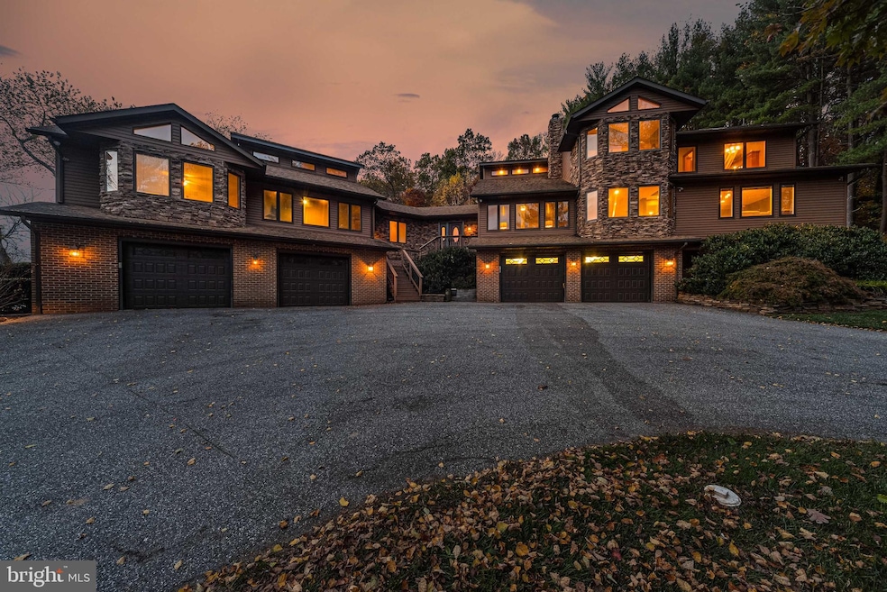 5870 Washington Way, Sykesville, MD 21784 - photo 1