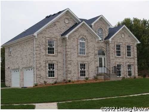 6305 Saskatchewan Dr, Louisville, KY 40228 - photo 1