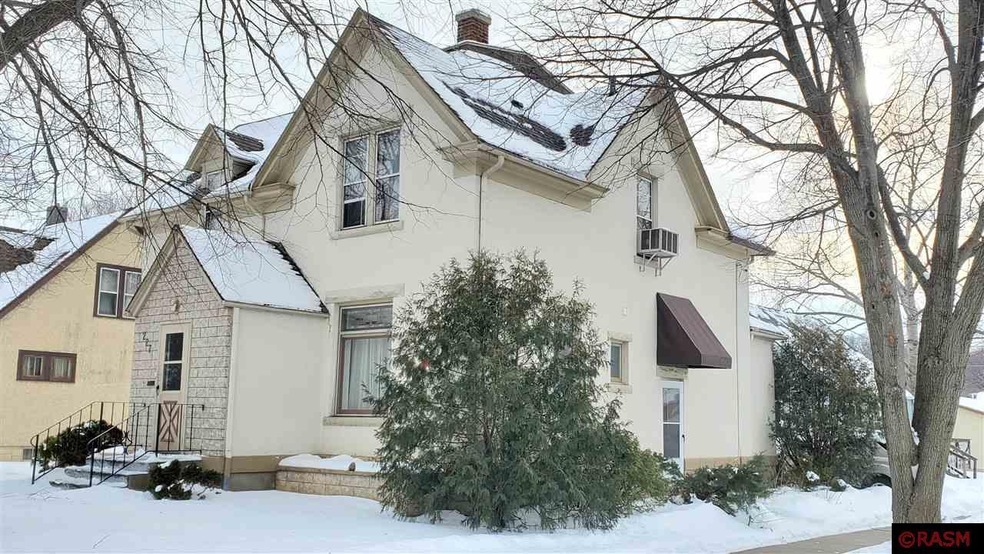 227 227 N Payne, New Ulm, MN 56073 - photo 1