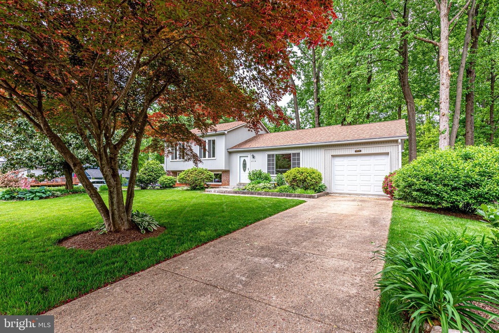 5510 Burley Ct, Burke, VA 22015 - photo 1