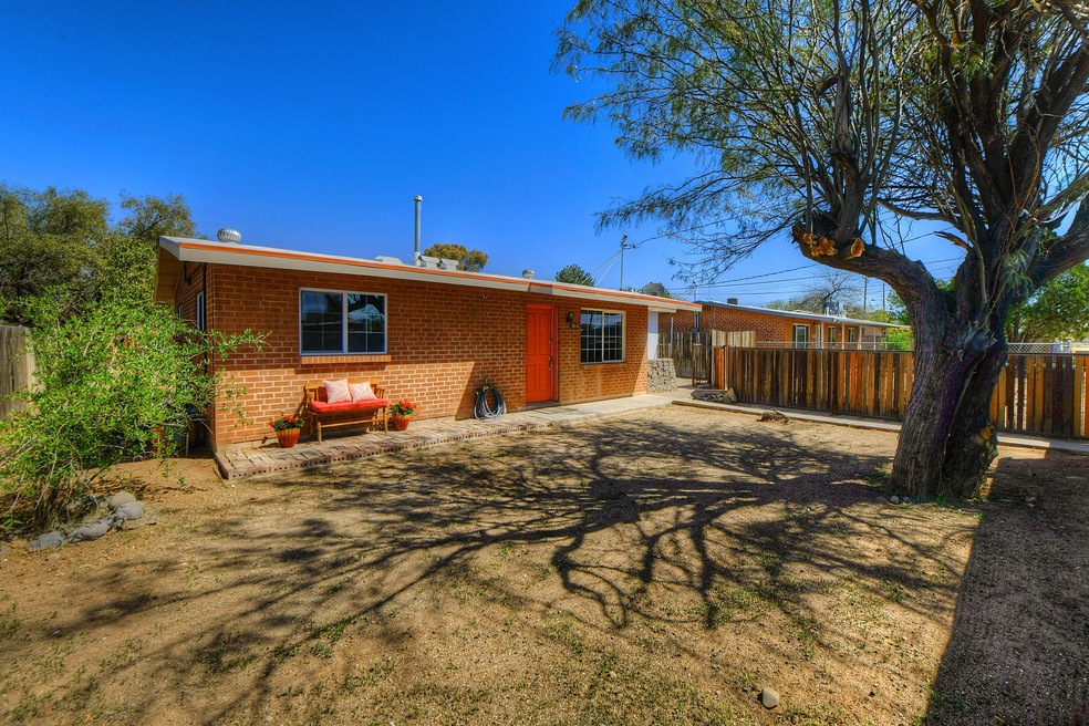 3816 N Geronimo Ave, Tucson, AZ 85705 - photo 1